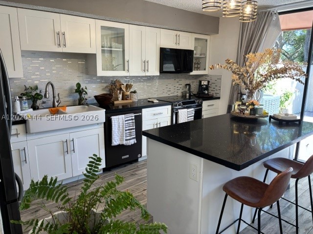 SUNSET KENDALL VILLAS - Residential
