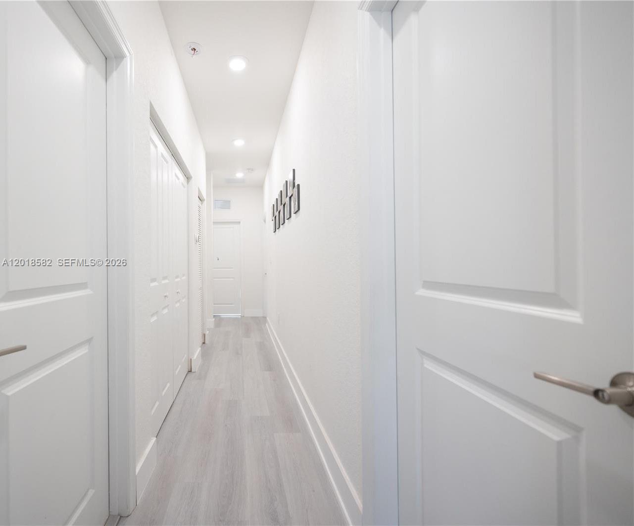 PINE ISLE - Residential