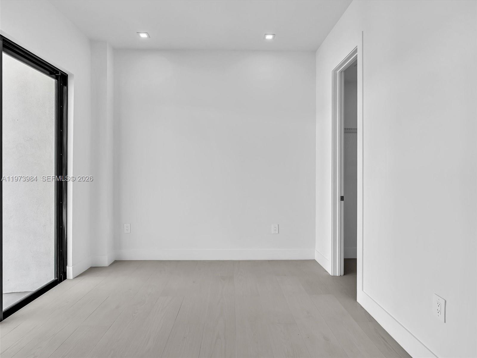 H20 DANIA BEACH - Residential