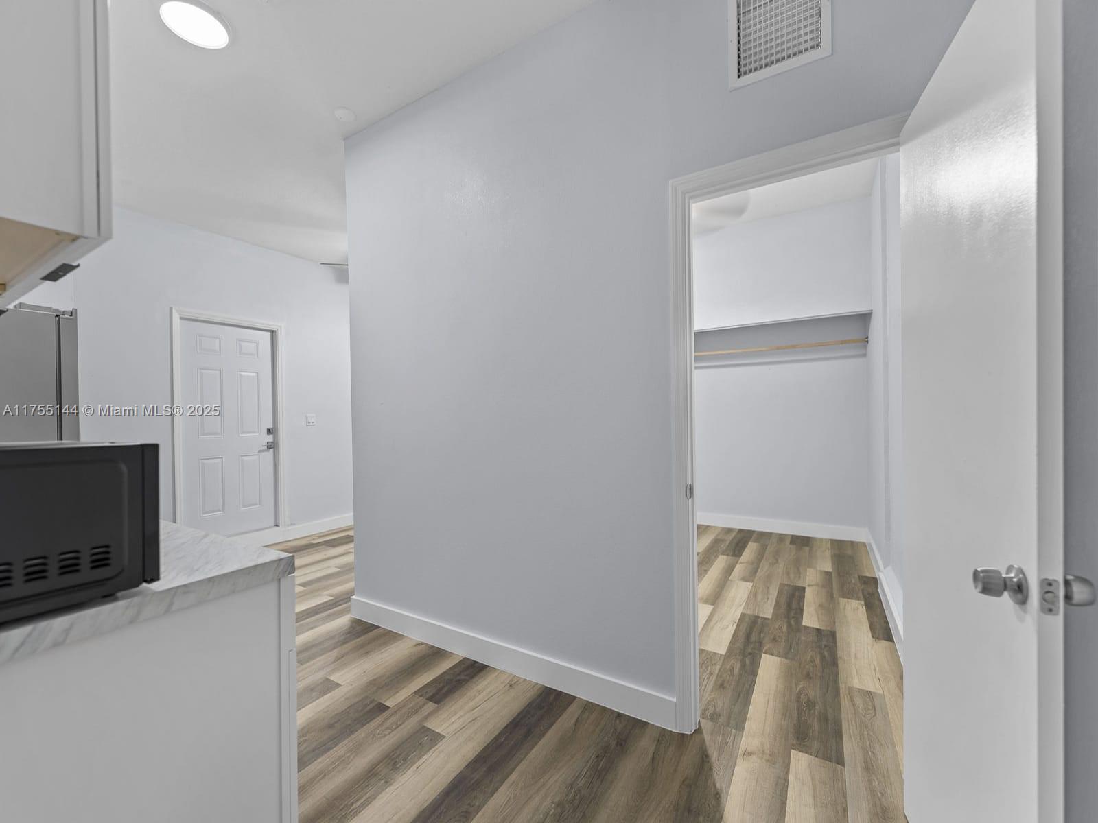 A.H. AT TURNPIKE SOUTH FI - Residential Lease