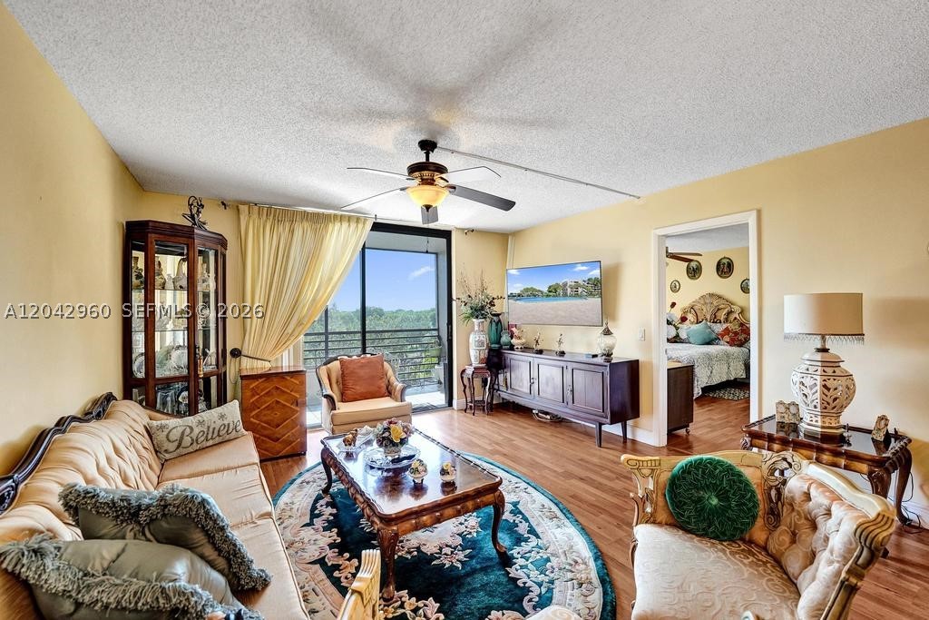 COLONY POINT 2 CONDO - Residential