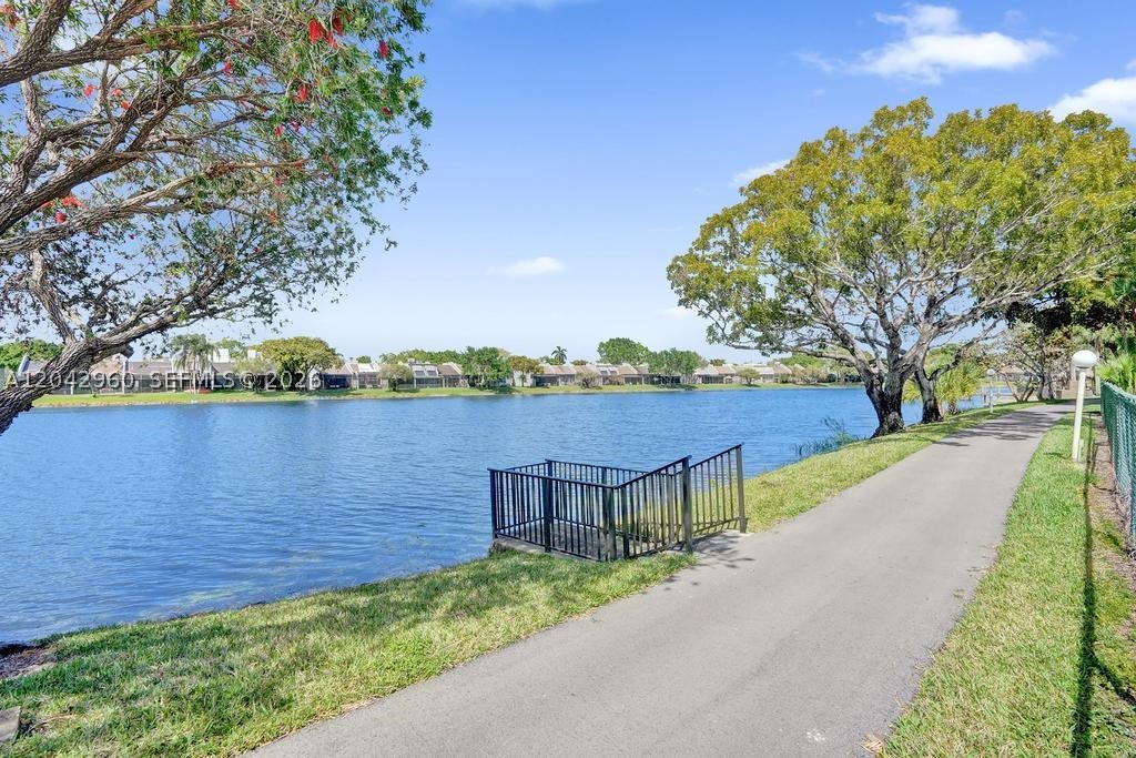 COLONY POINT 2 CONDO - Residential