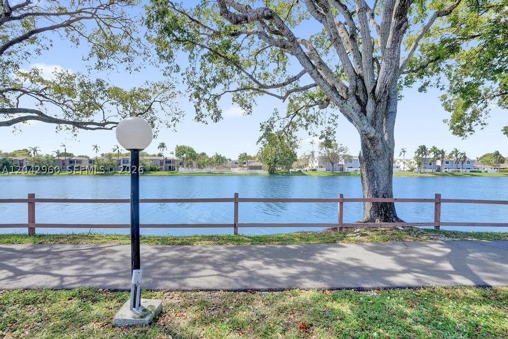 COLONY POINT 2 CONDO - Residential