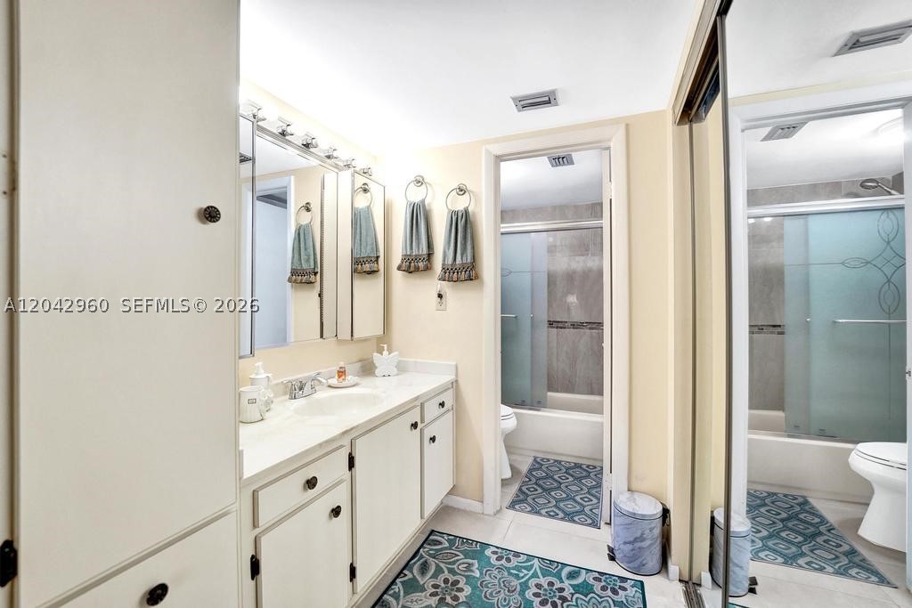 COLONY POINT 2 CONDO - Residential
