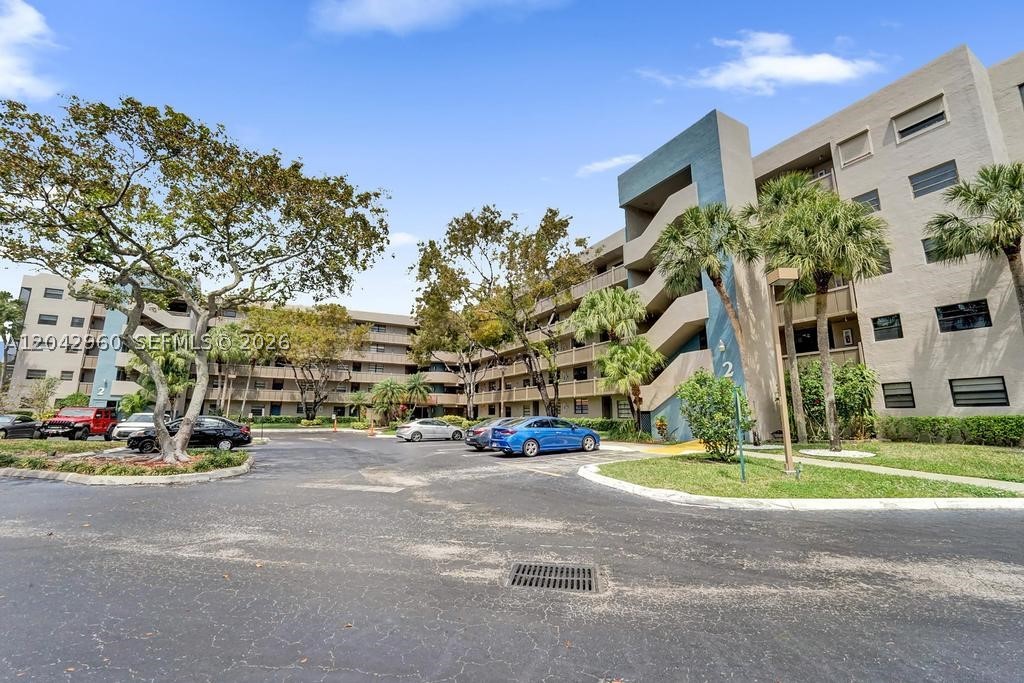 COLONY POINT 2 CONDO - Residential