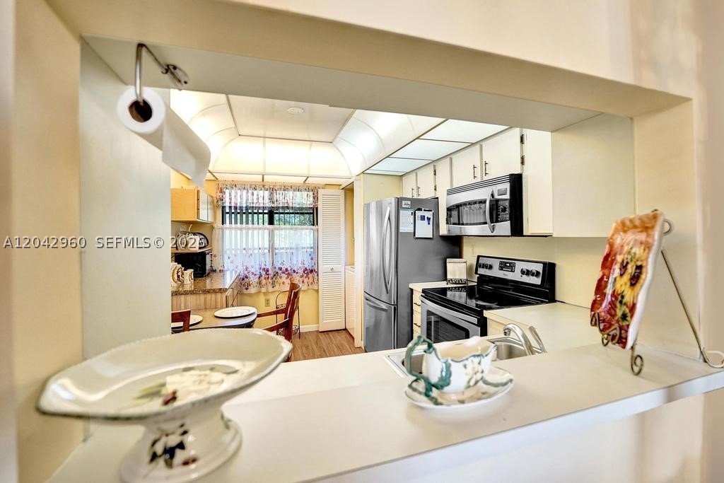 COLONY POINT 2 CONDO - Residential
