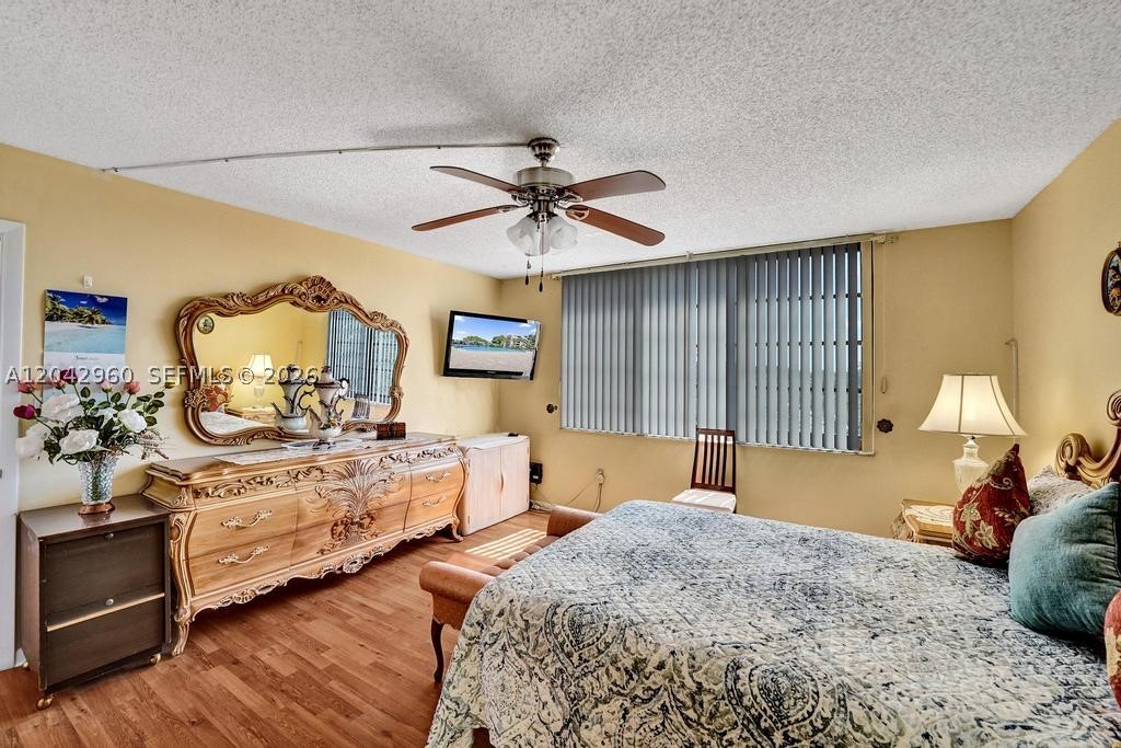 COLONY POINT 2 CONDO - Residential