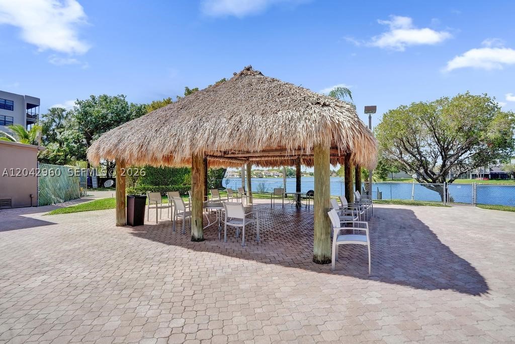COLONY POINT 2 CONDO - Residential