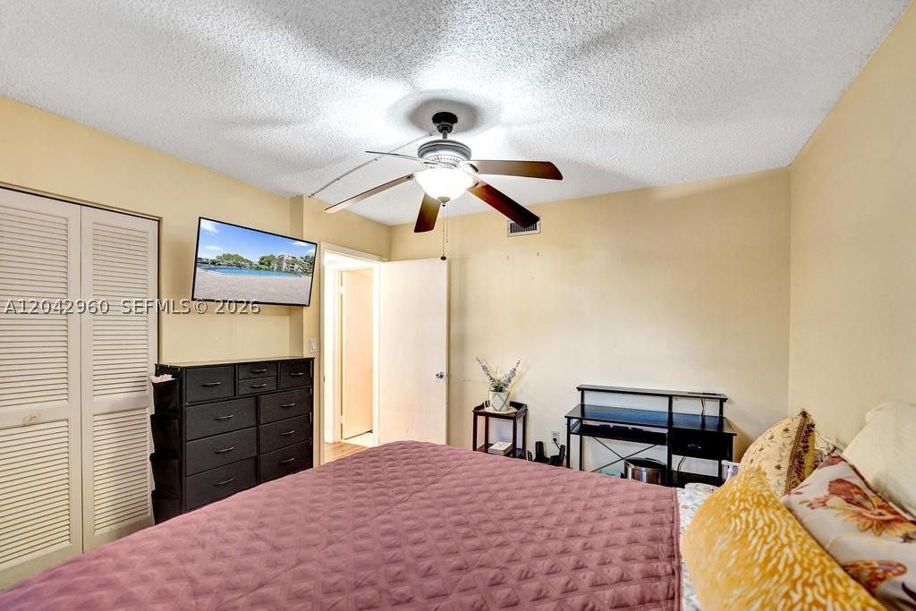 COLONY POINT 2 CONDO - Residential