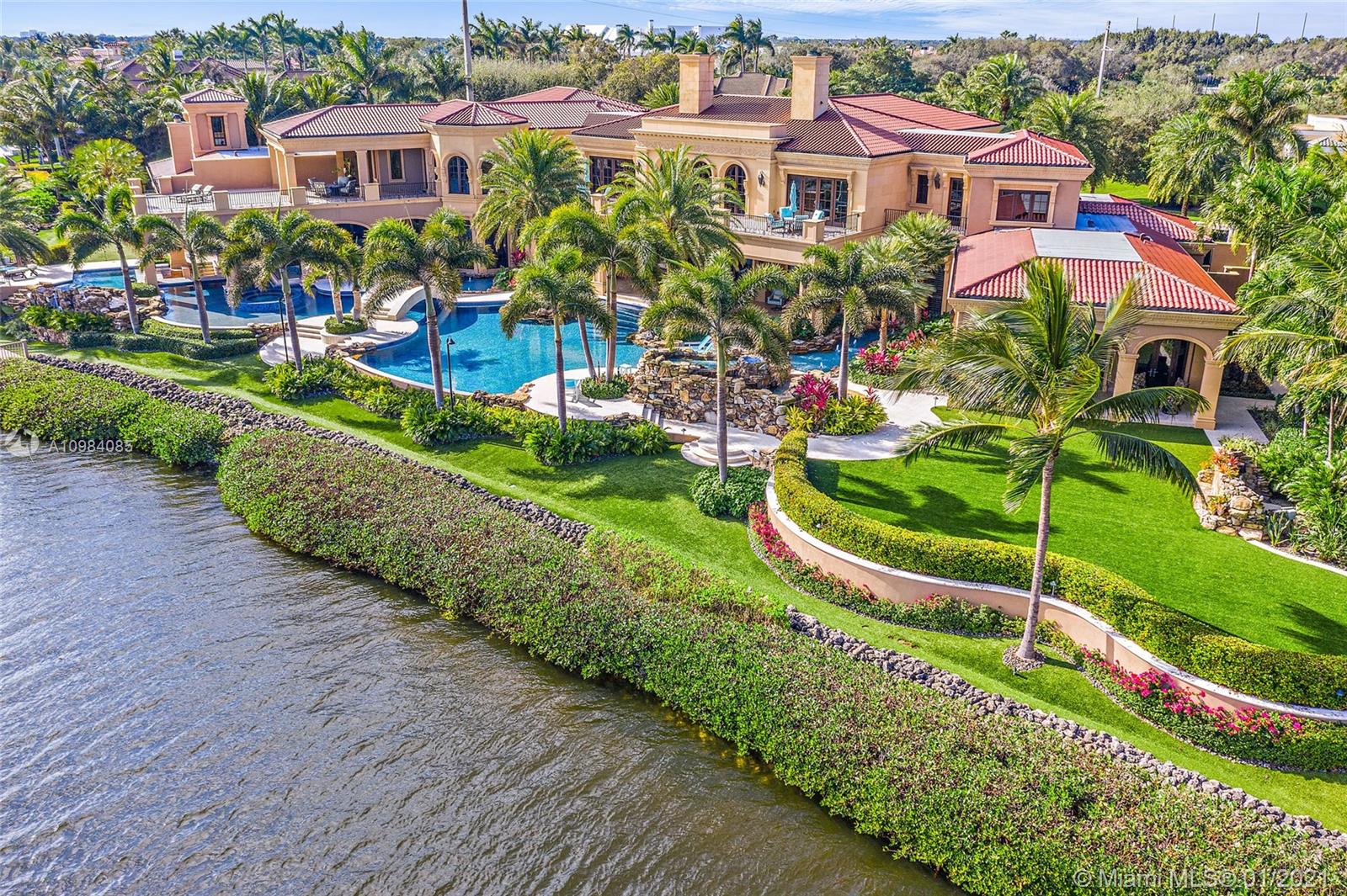 Admirals Cove - Residential