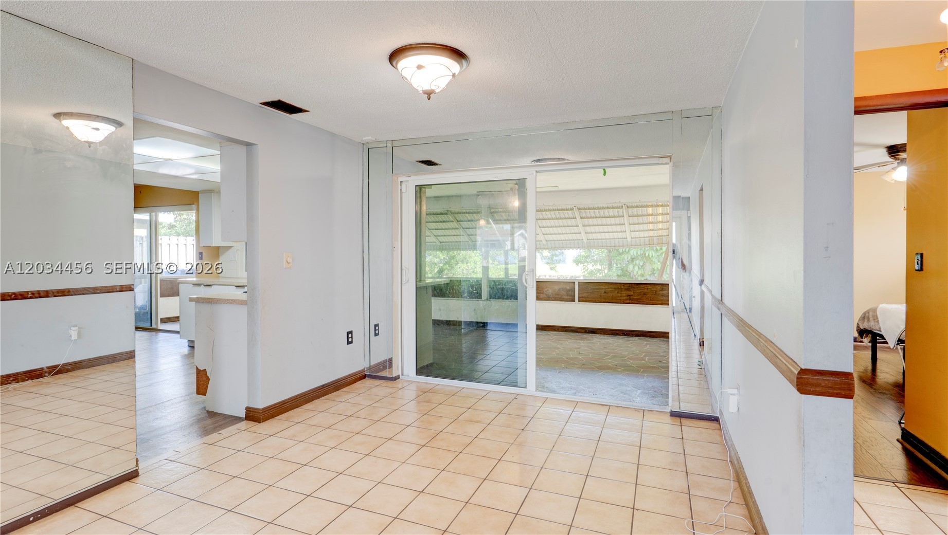 SUNRISE GOLF VILLAGE SECO - Residential