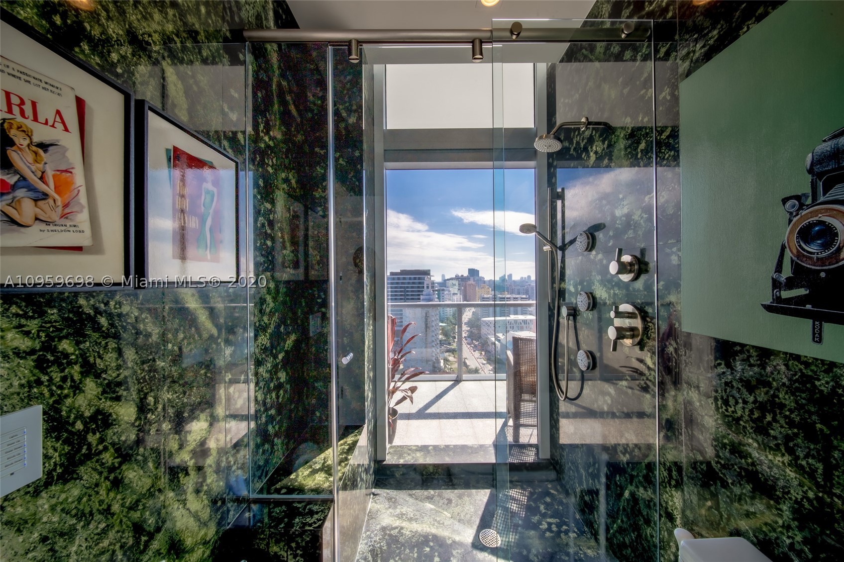 THE CARIBBEAN CONDO - Residential
