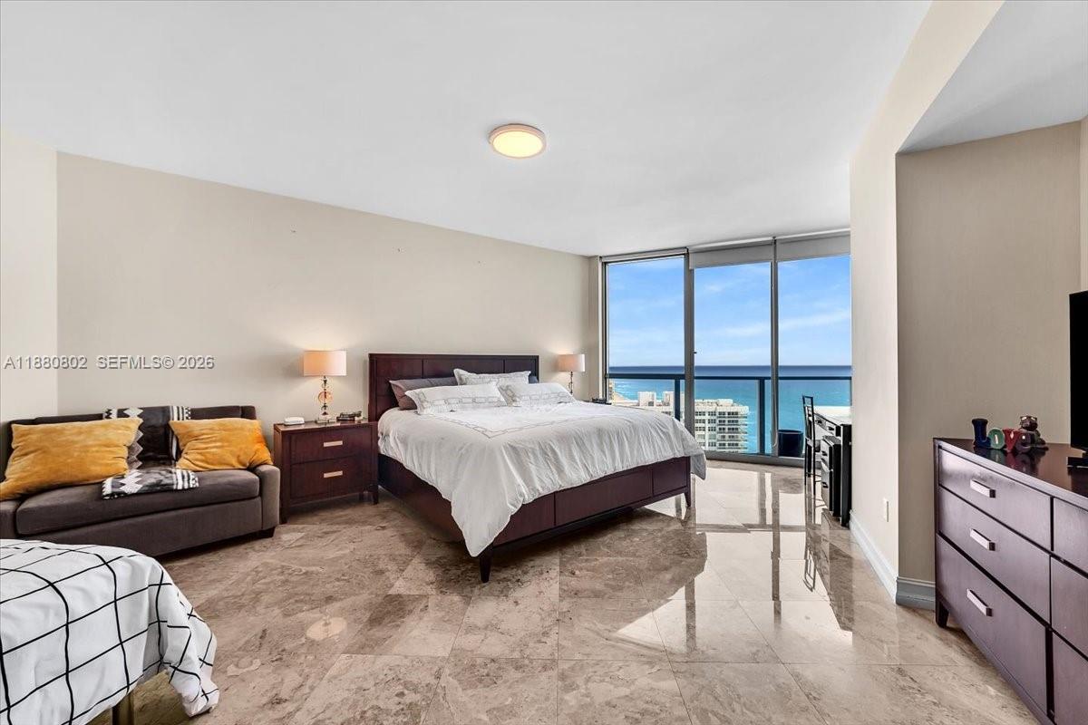 OCEAN PALMS CONDO - Residential