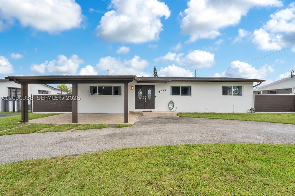 LAKEVIEW PLAZA - Residential