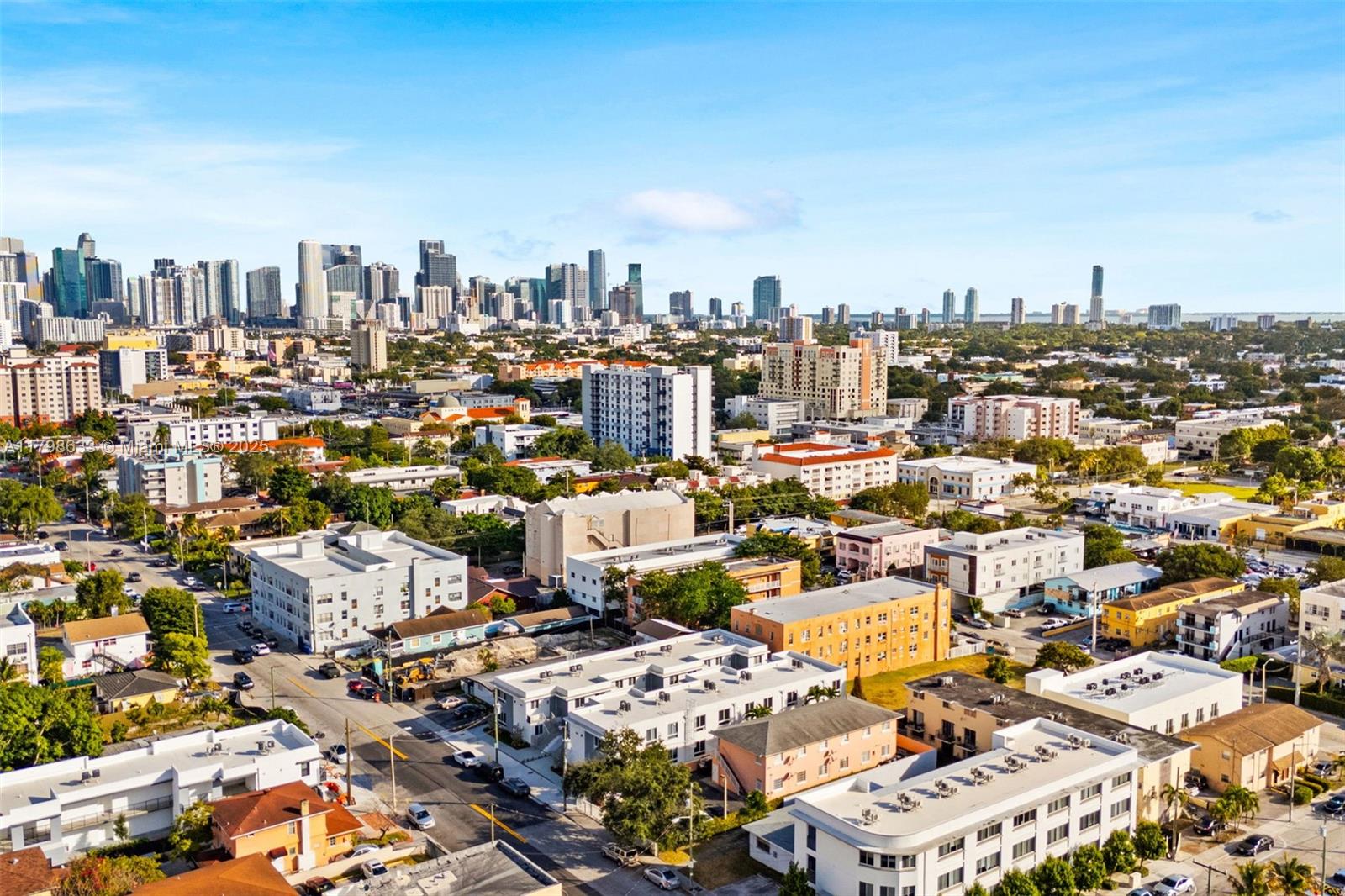 LAWRENCE ESTATE LAND CO - Residential Lease