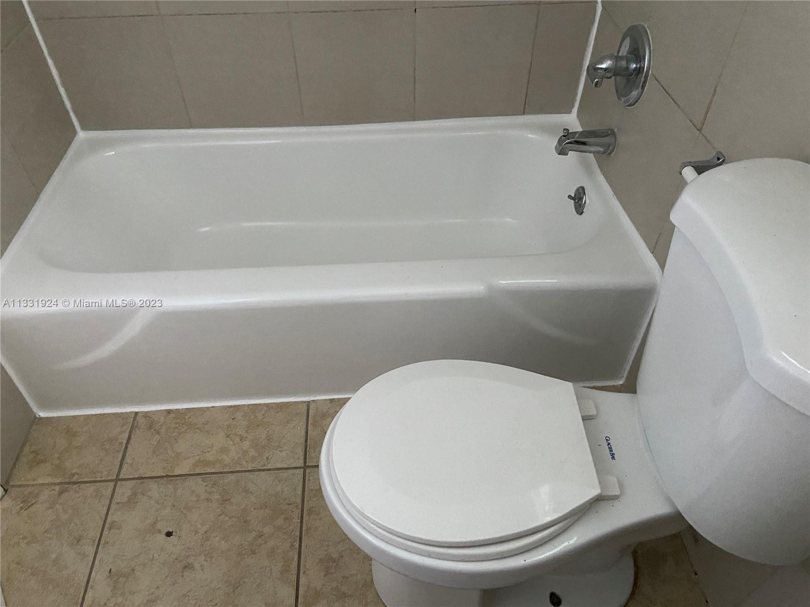 CORAL GABLES SEC E - Residential Lease