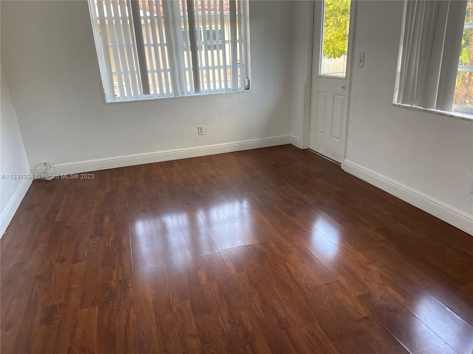 CORAL GABLES SEC E - Residential Lease