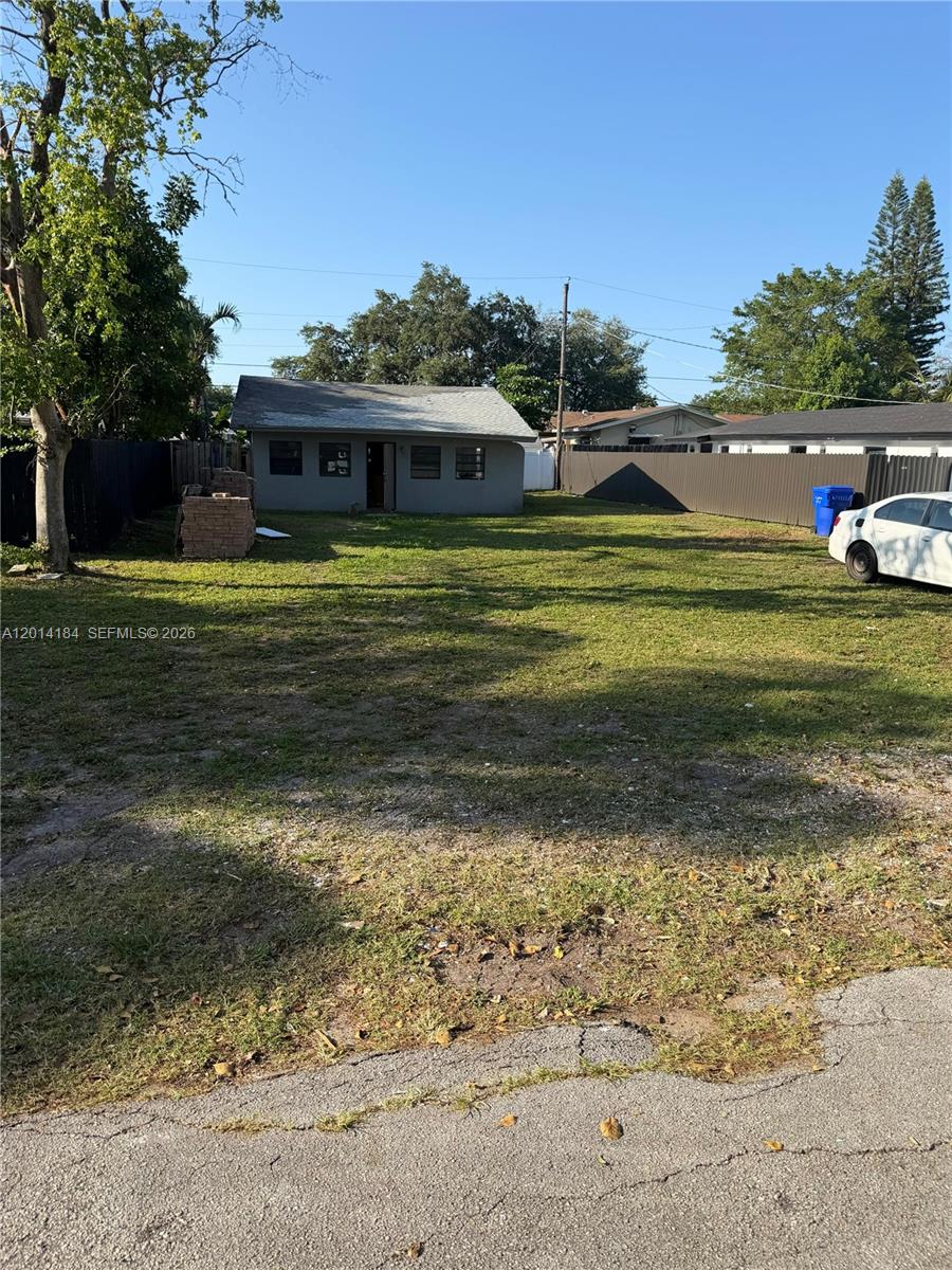 HOLLYWOOD BEACH HEIGHTS S - Residential