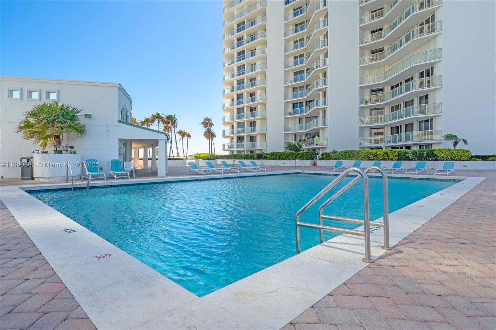 OCEANIA III CONDO - Residential
