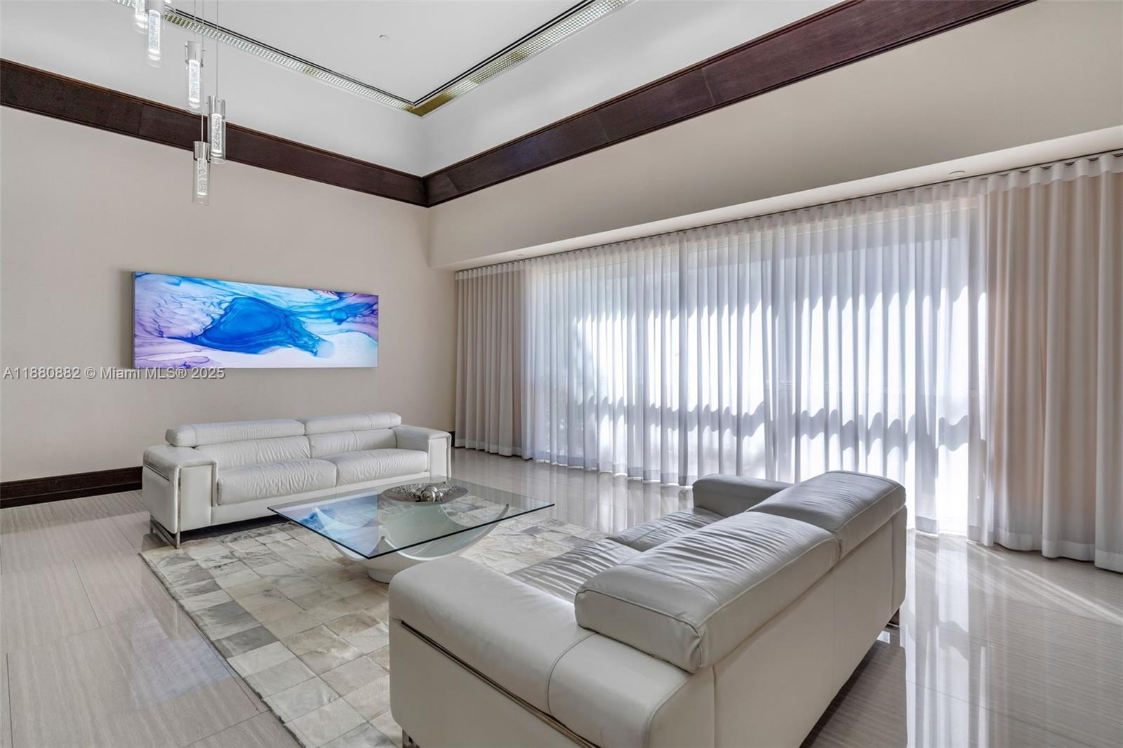 OCEANIA III CONDO - Residential