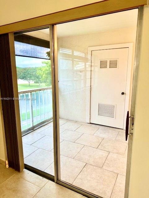 HAMMOCKS TRAILS CONDO - Residential Lease
