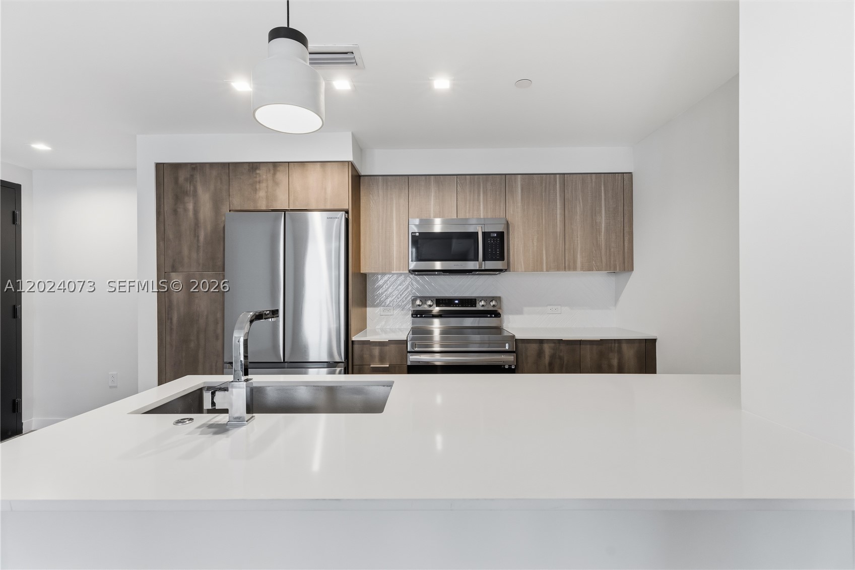 Flow House - Residential