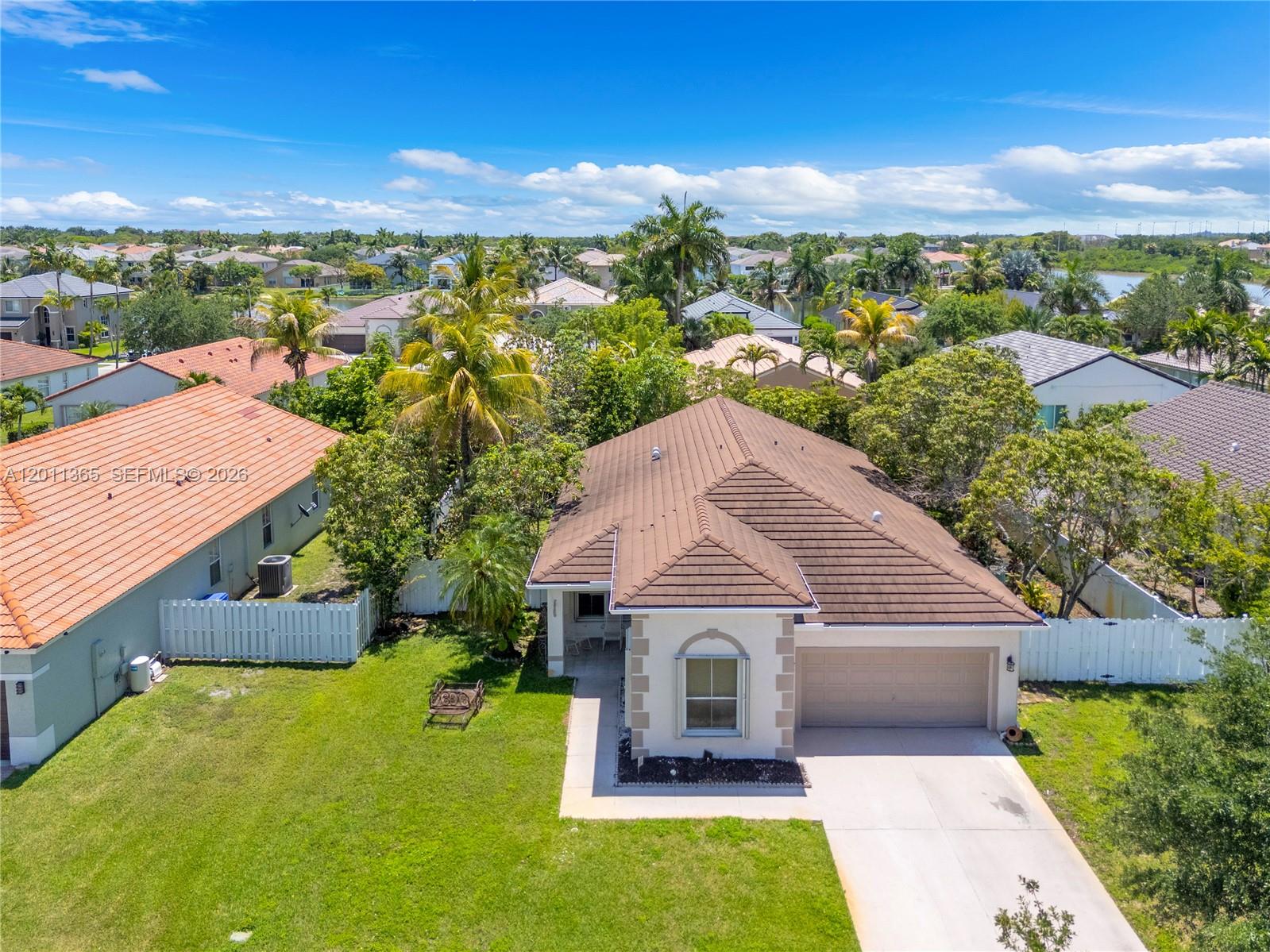 HEFTLER HOMES AT PEMBROKE - Residential