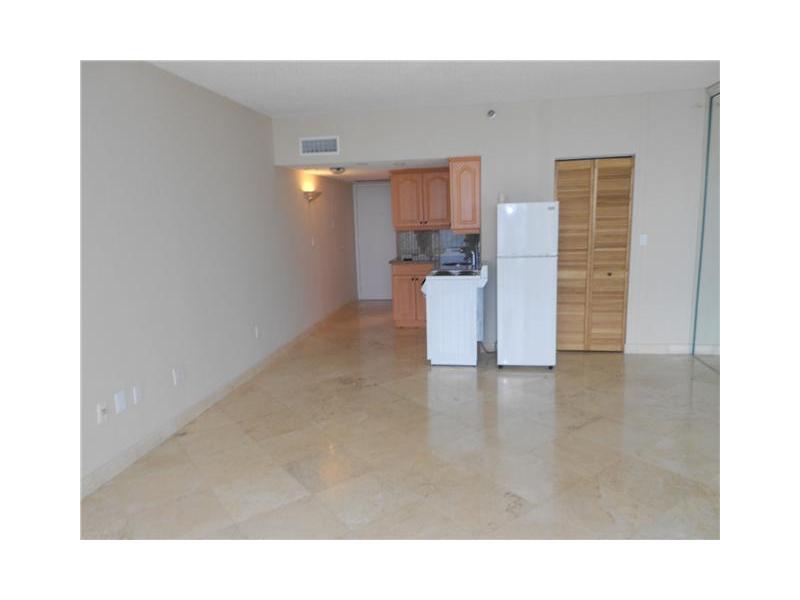 VENETIA CONDO DESC - Residential Lease