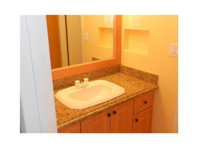 VENETIA CONDO DESC - Residential Lease