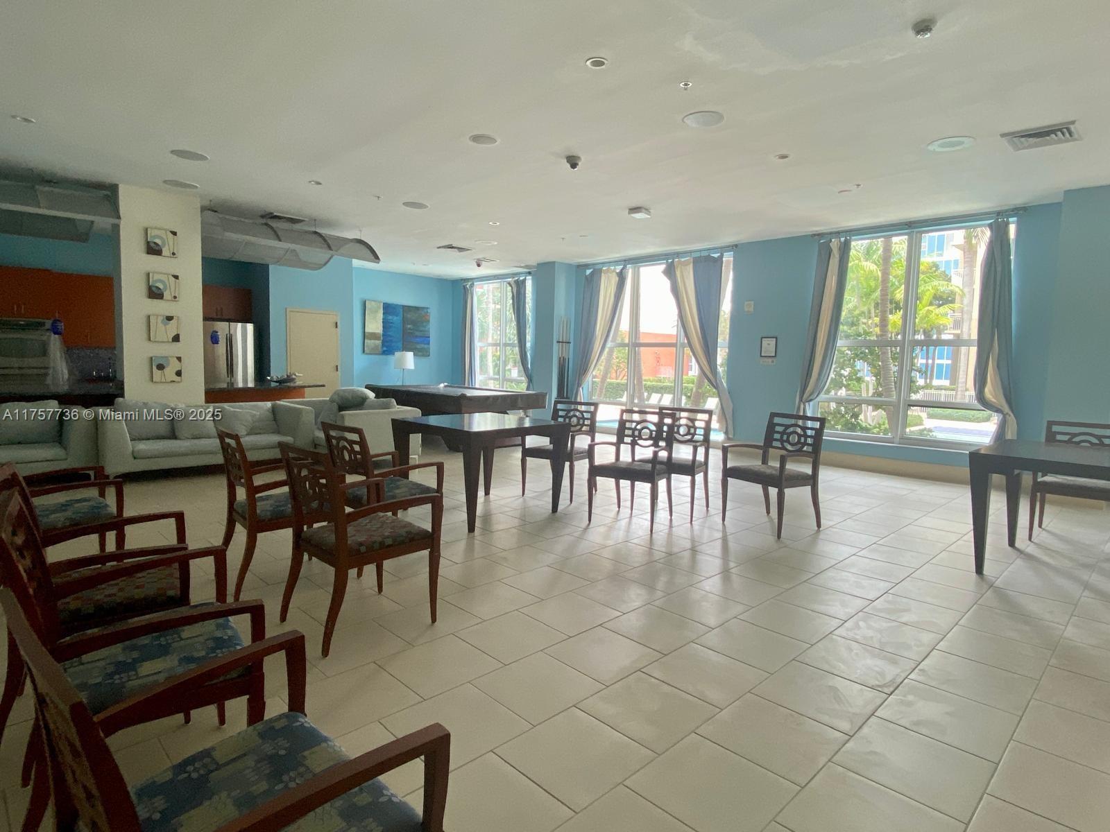 CITE CONDO - Residential Lease