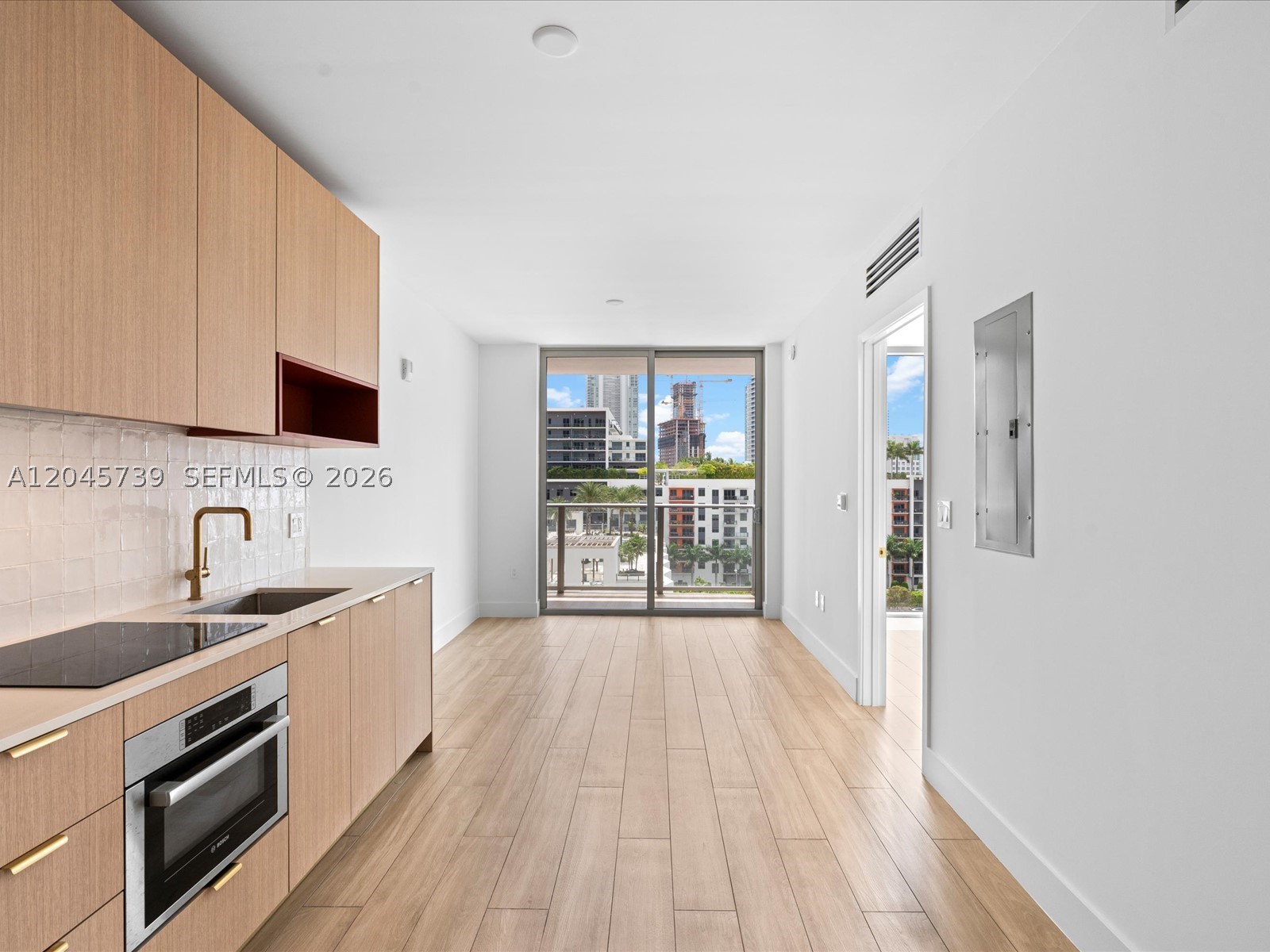 BUENA VISTA WEST - Residential