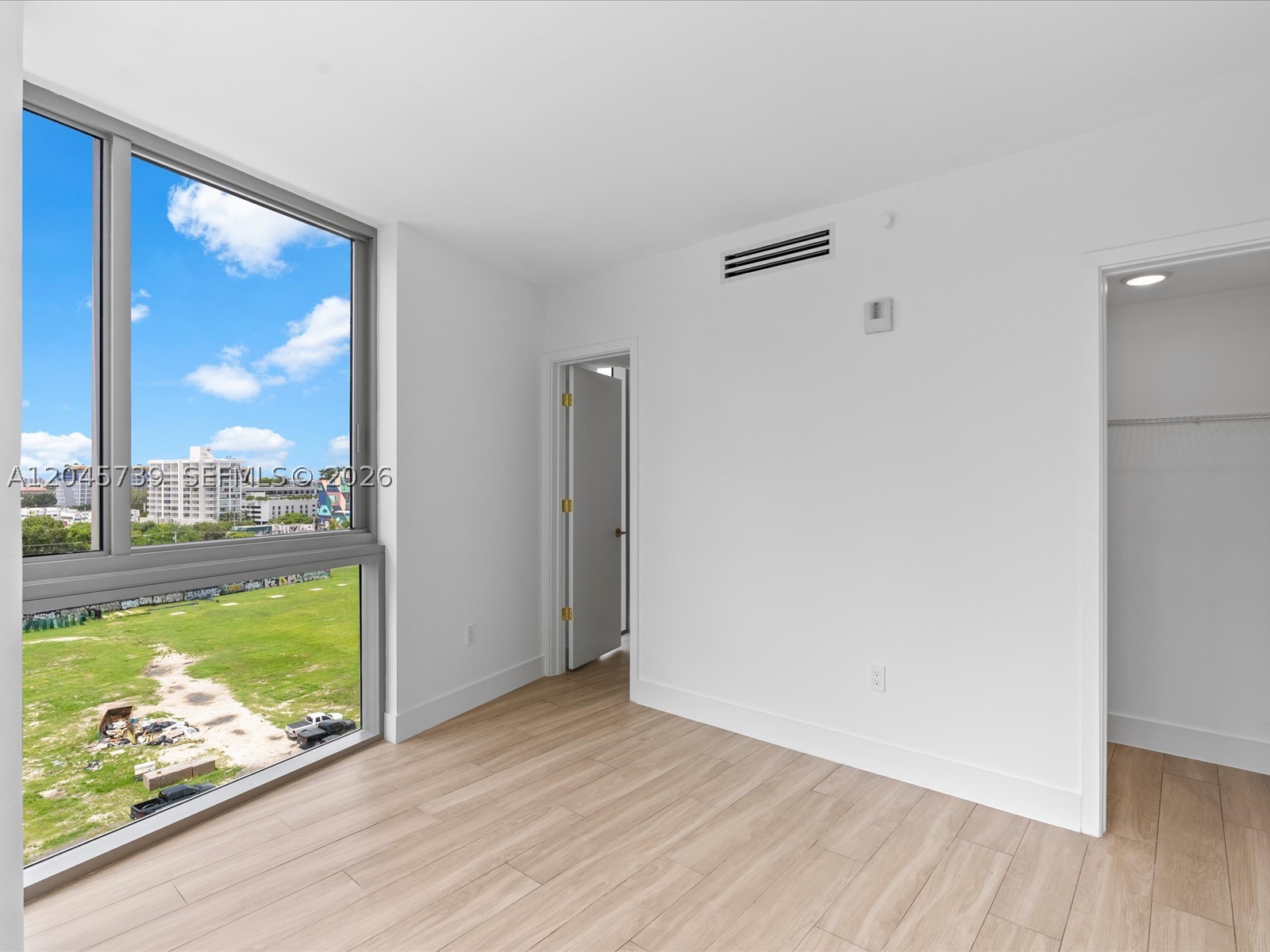 BUENA VISTA WEST - Residential