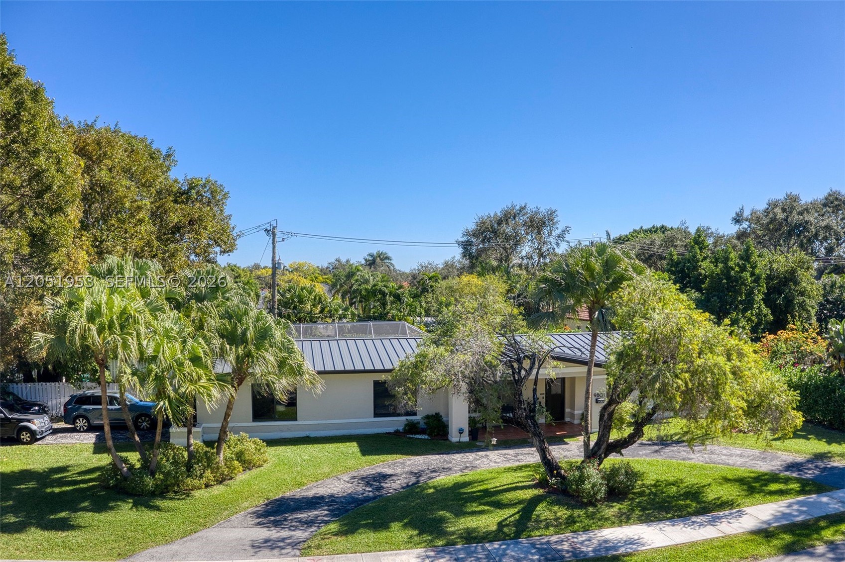 HILLMONT - Residential