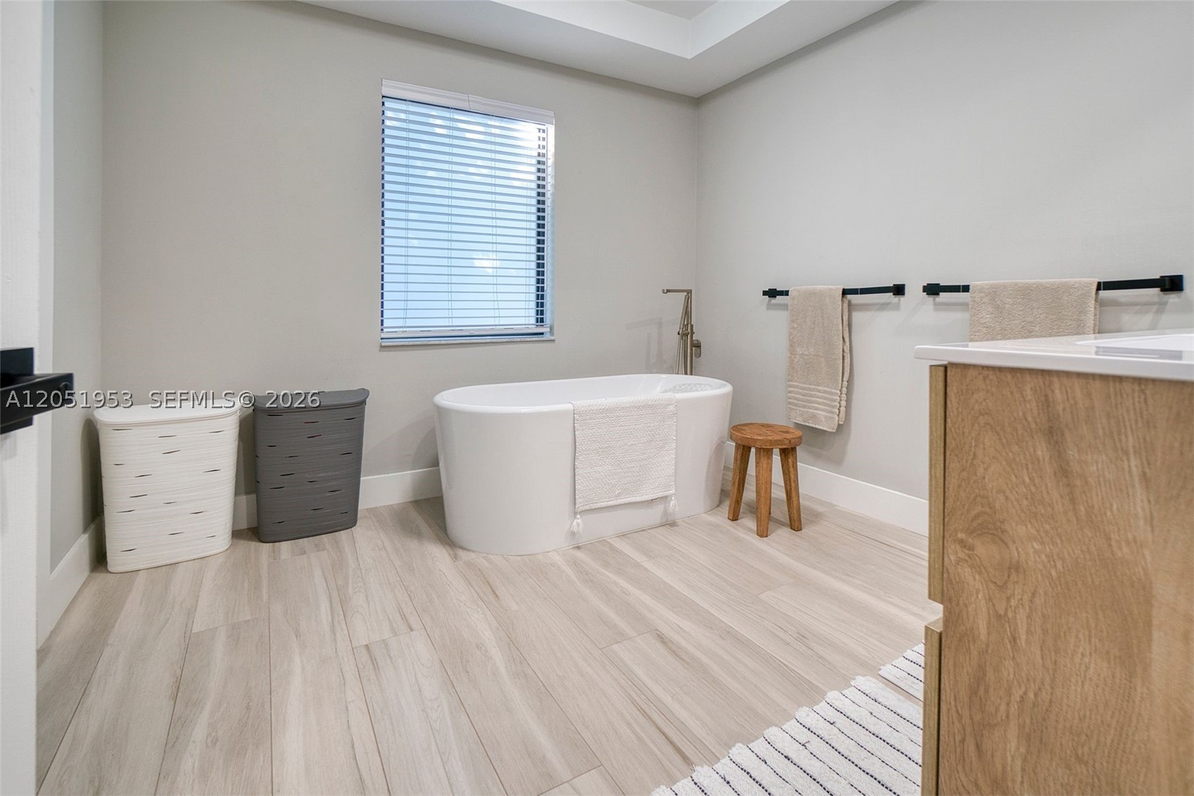 HILLMONT - Residential