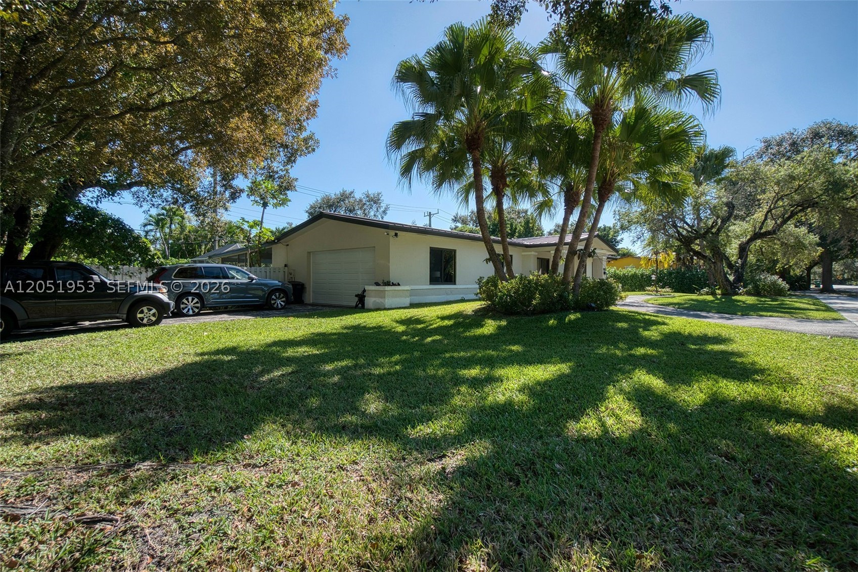 HILLMONT - Residential
