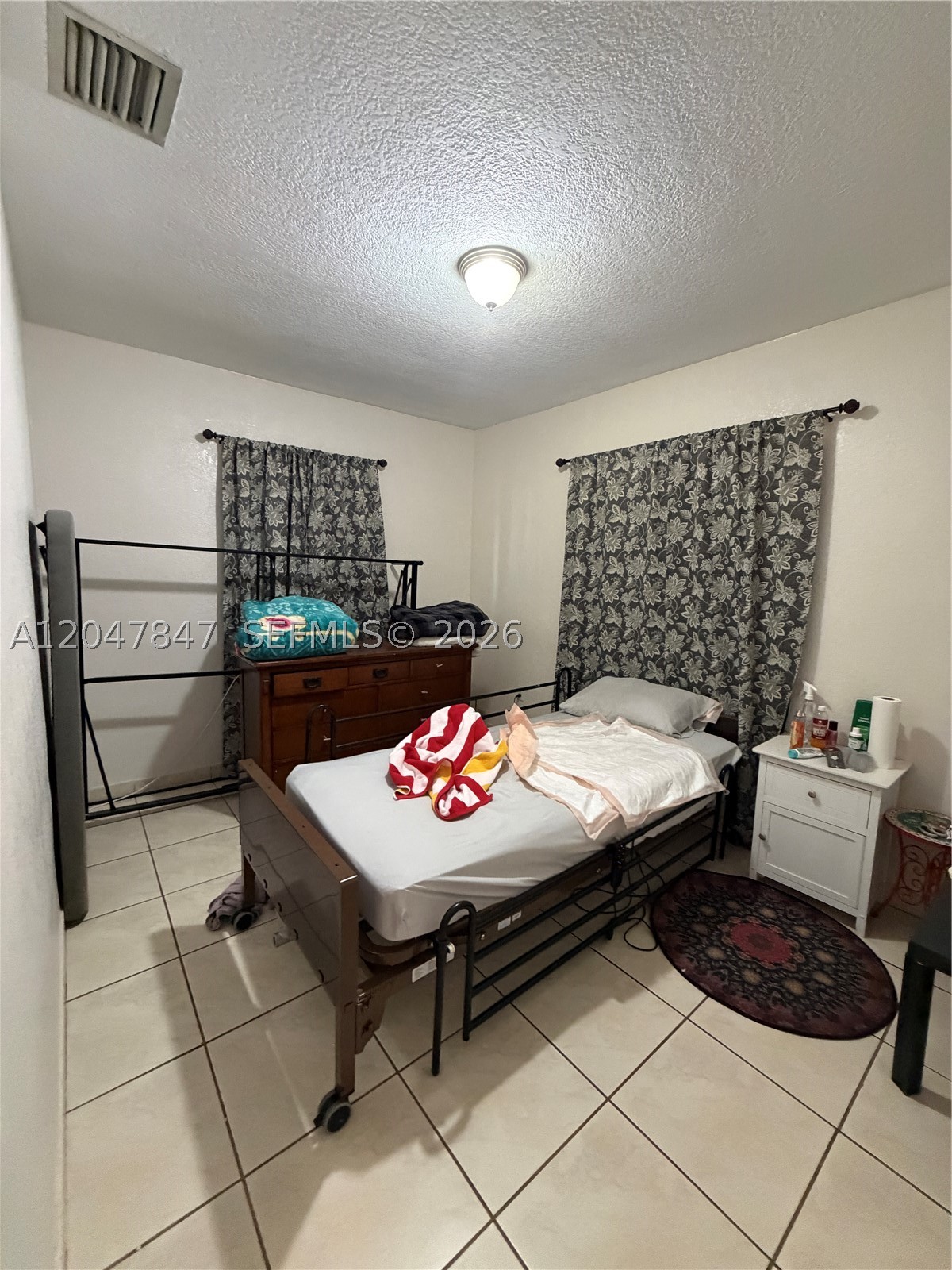 HMSTD LAKE PARK HOMES - Residential