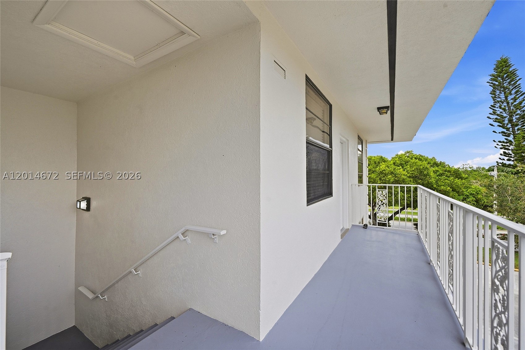 WHITEHALL CONDO OF THE LA - Residential
