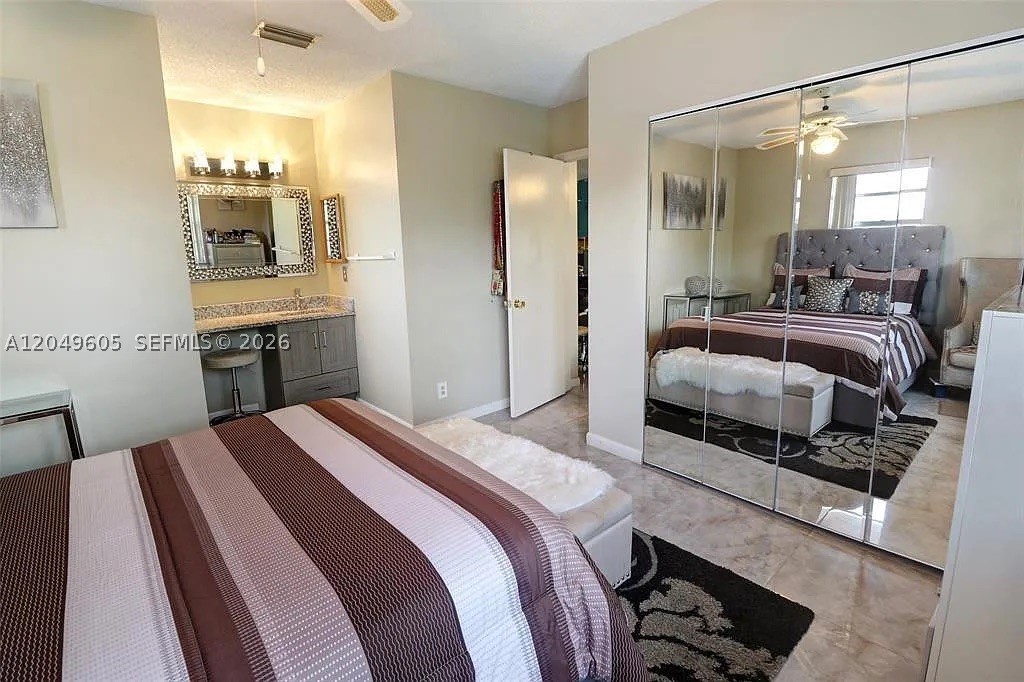 COUNTRY GARDENS CONDO - Residential Lease