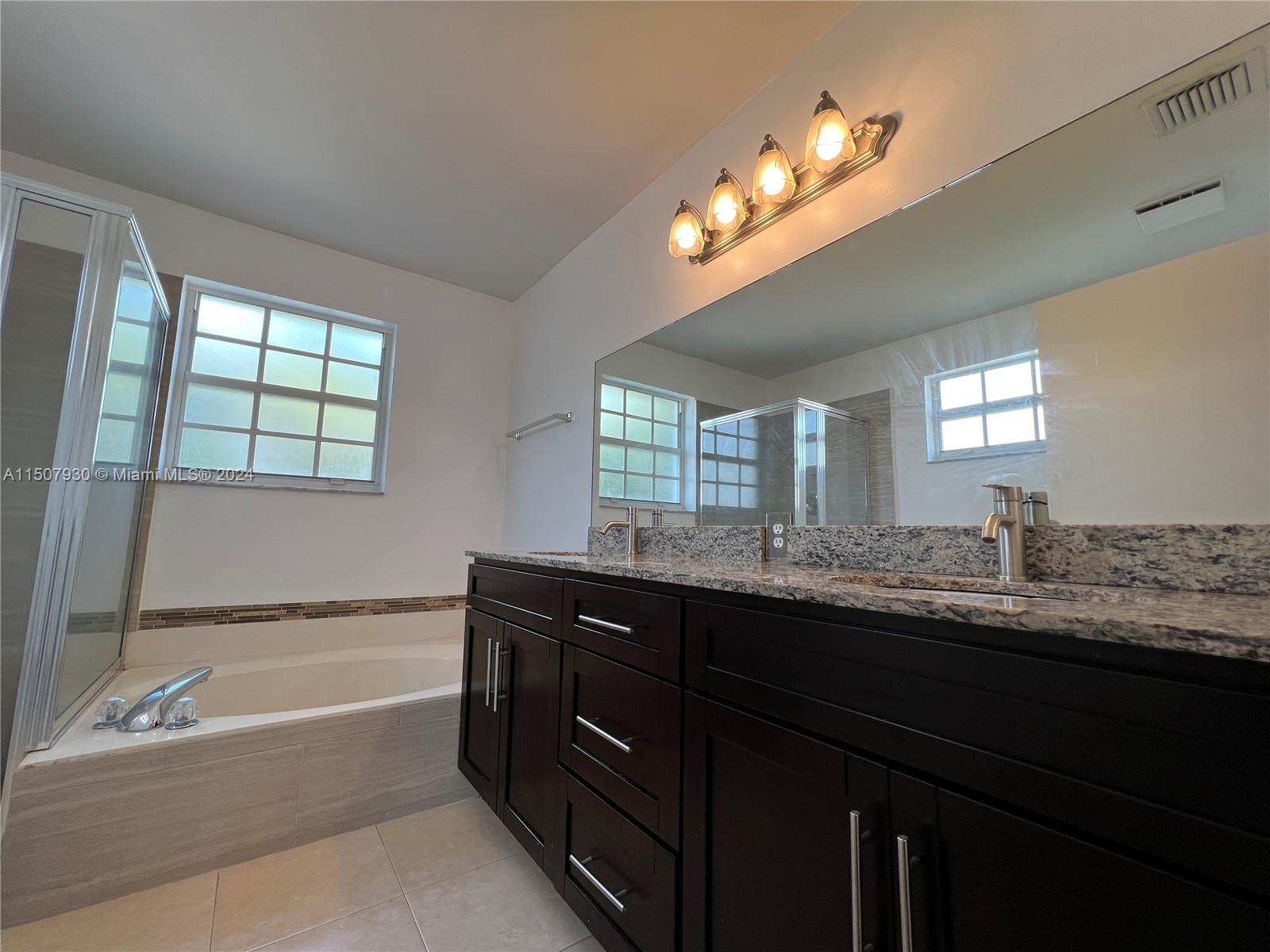TOWNGATE - Residential Lease