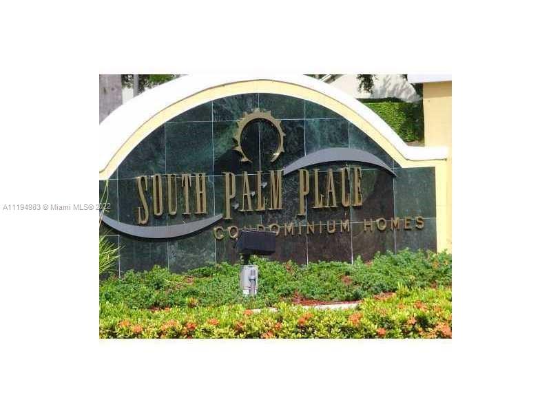 Great opportunity to rent this 1 bedroom 1 bath unit in South Palm. Washer and dryer inside the unit. Assigned parking space. Paint will be retouched on unit's walls.