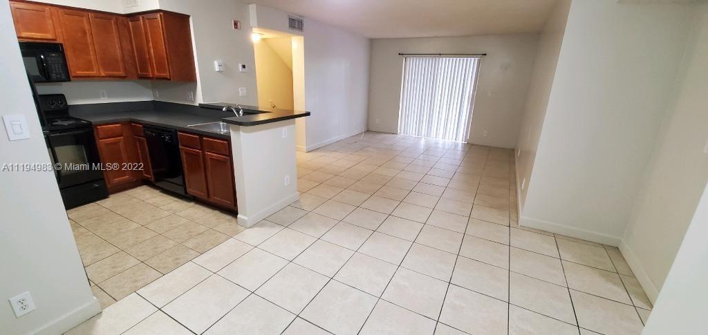 SOUTH PALM PLACE CONDO - Residential Lease