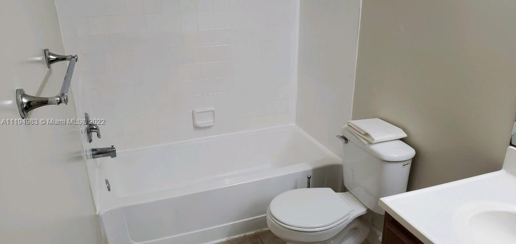 SOUTH PALM PLACE CONDO - Residential Lease