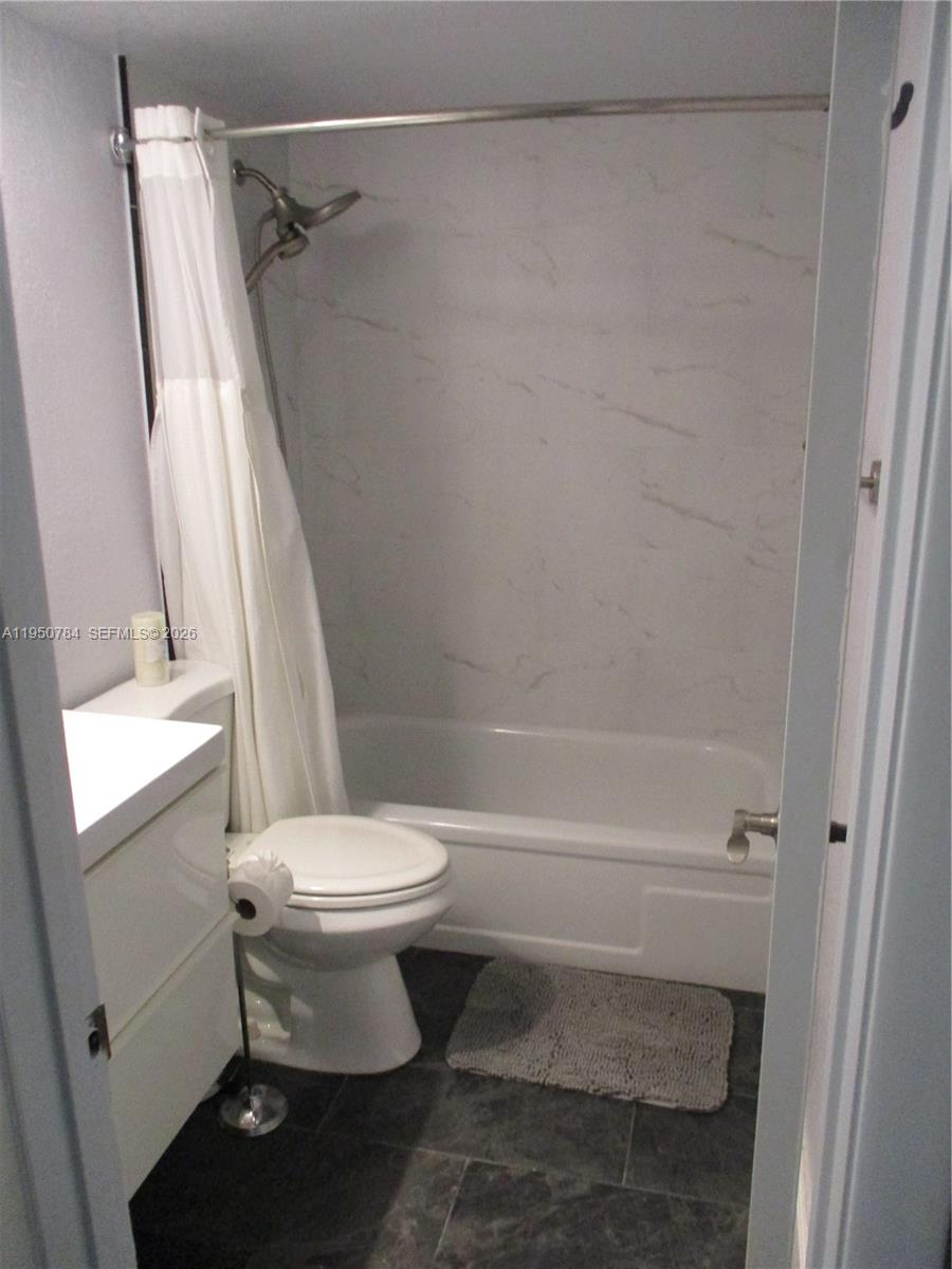 Beautifully updated +55 1 bed 1 bath 2nd floor garden unit. Tile floors throughout. Stainless steel appliances. Solid wood kitchen cabinets with soft close drawers. Equipped with a deep double stainless-steel sink. Upgraded lighting. AC unit replaced 2 years ago. Impact windows and impact front door.