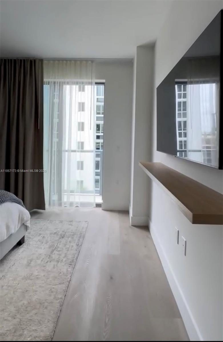 BRICKELL - Residential