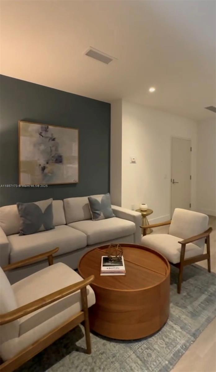 BRICKELL - Residential