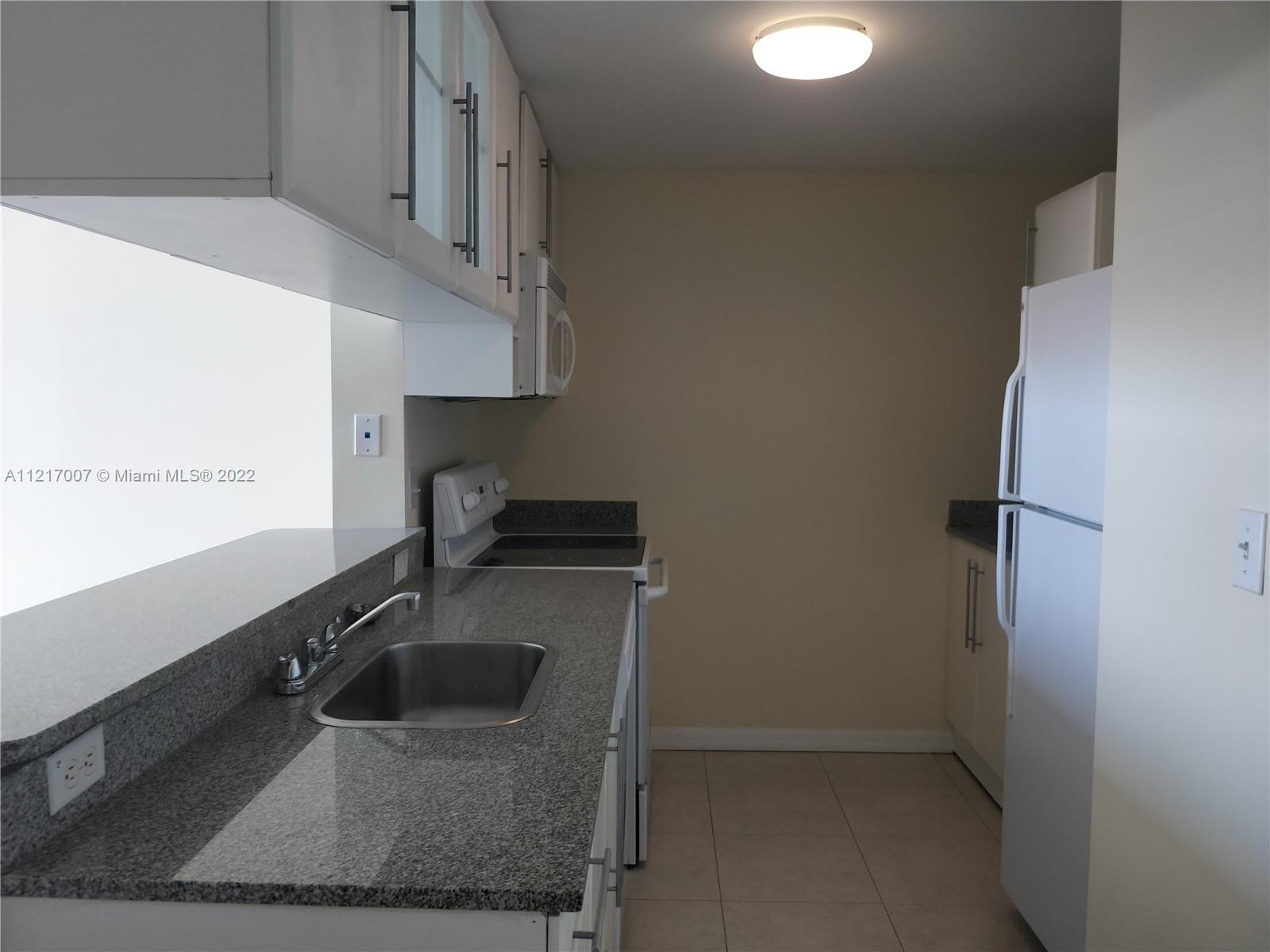 1800 BISCAYNE PLAZA CONDO - Residential Lease