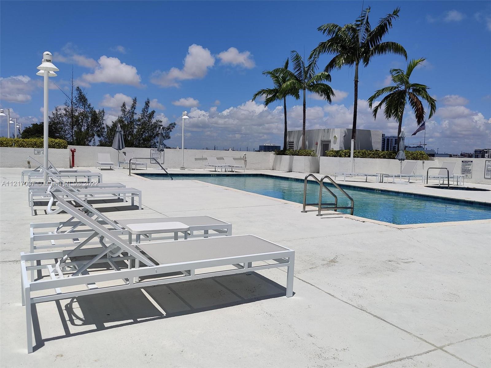 1800 BISCAYNE PLAZA CONDO - Residential Lease