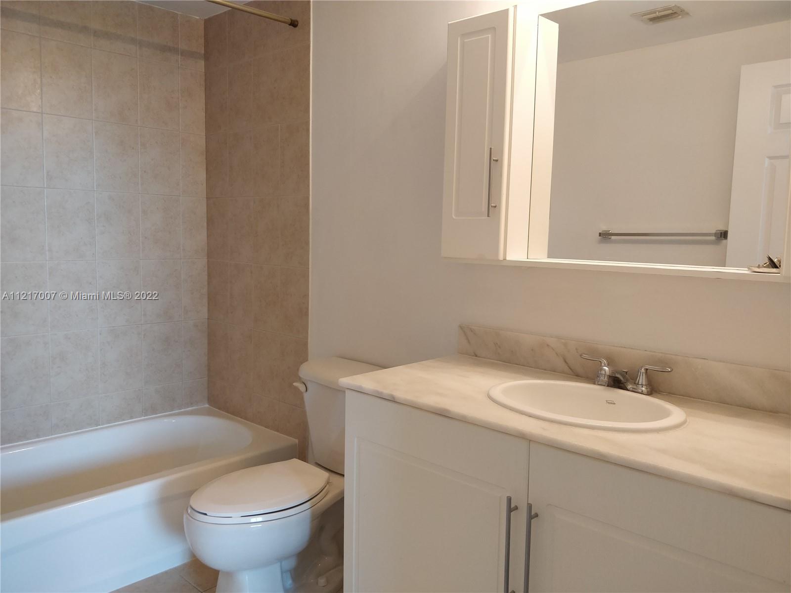 1800 BISCAYNE PLAZA CONDO - Residential Lease