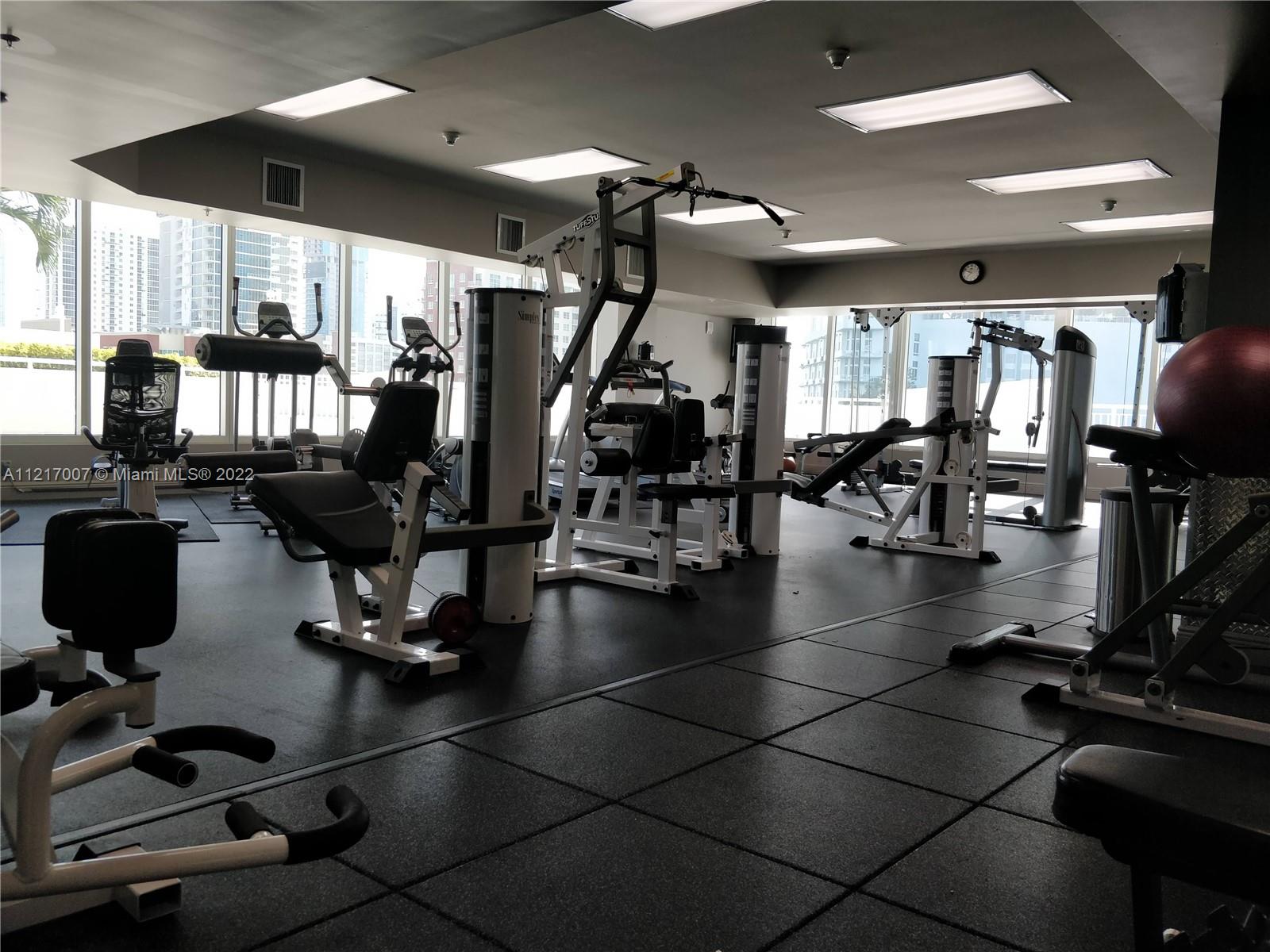 1800 BISCAYNE PLAZA CONDO - Residential Lease