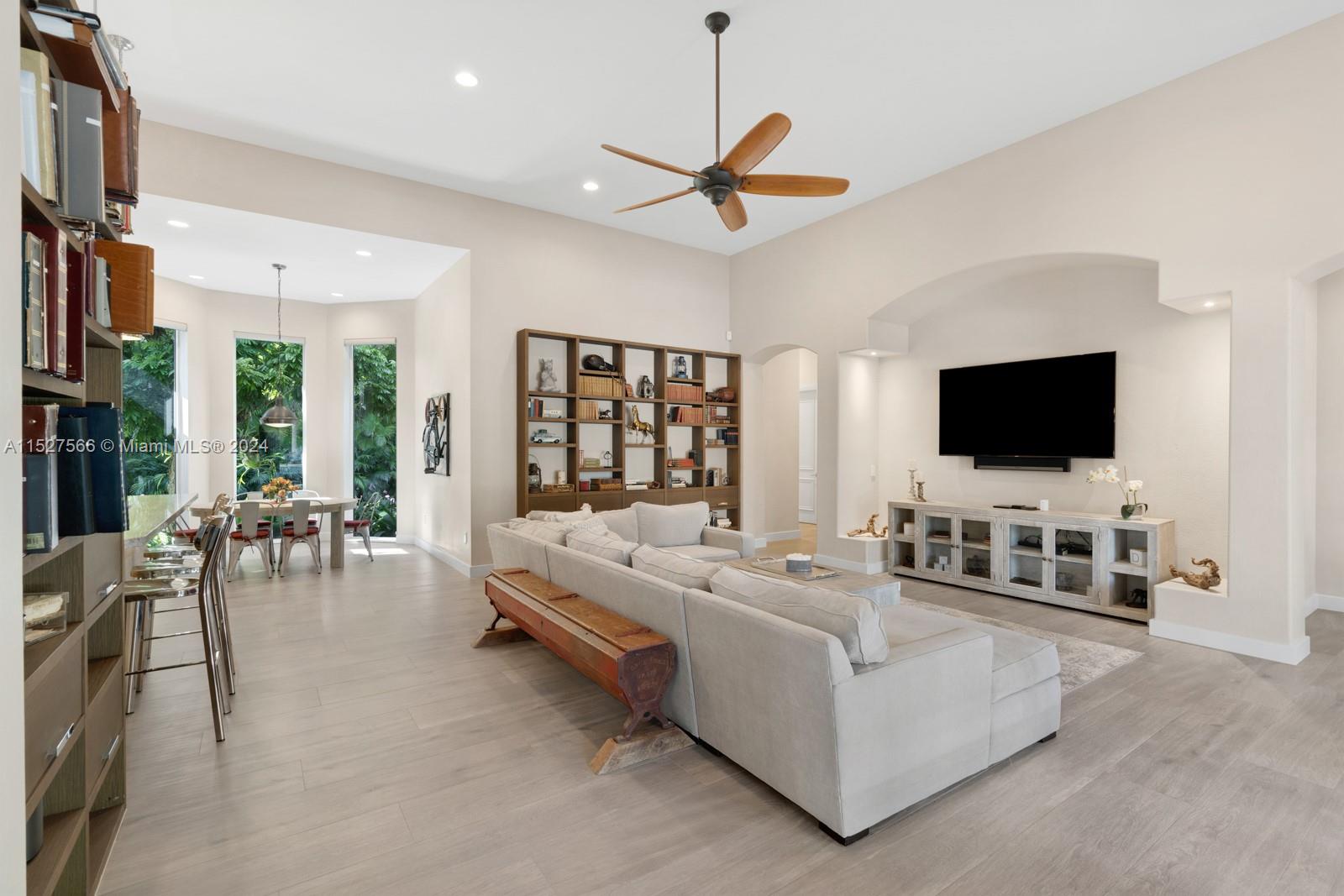 MARTIN BROTHERS HOMES - Residential